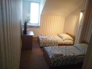 Отели типа «постель и завтрак» Gościniec Stary Rynek Семятыче Бюджетный двухместный номер с 1 кроватью-16